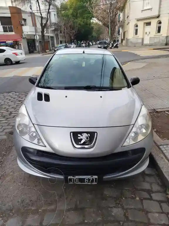 Peugeot 207 Compact 1.4 XR 3P 2010 - foto 1