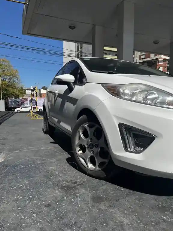 Ford Fiesta Kinetic S  2013 - foto 2