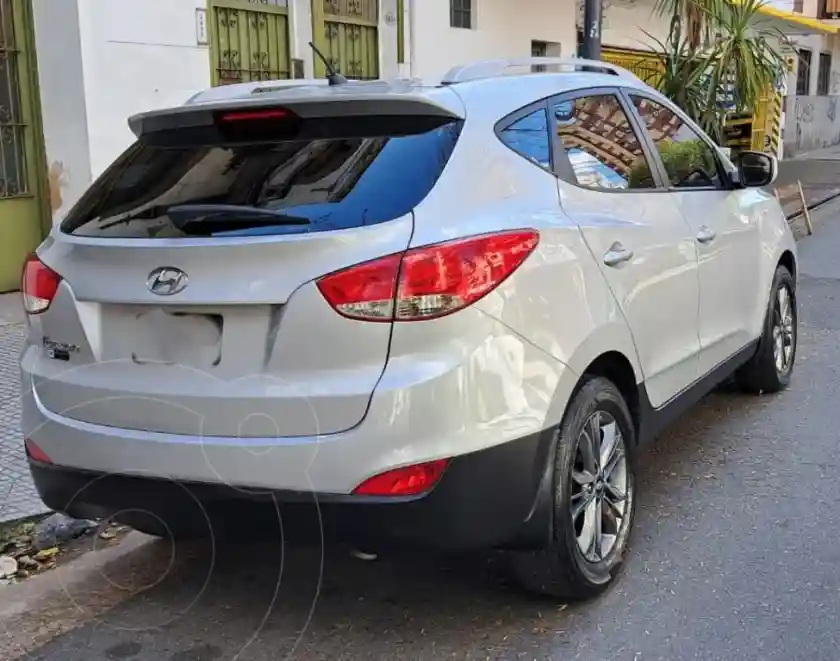 Hyundai Tucson Gl 4X2 2.0  2015 - foto 5