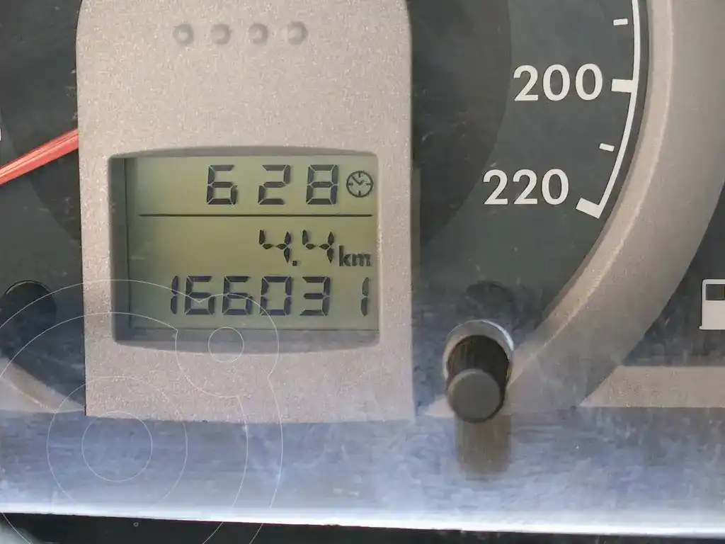 Volkswagen Suran 1.6 Highline  2007 - foto 5
