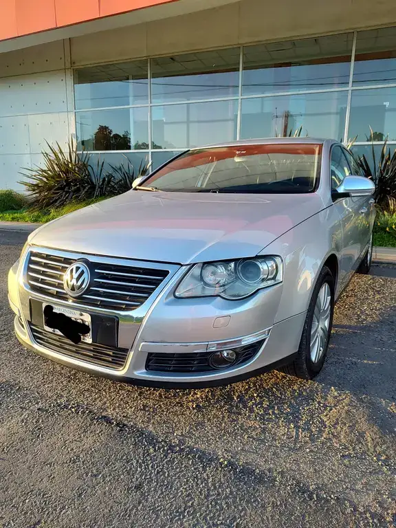 Volkswagen Passat 2.0 Tsi Luxury Dsg (1984 Cc) 2010 - foto 1
