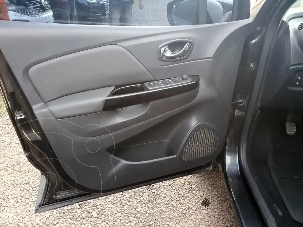 Renault Captur Captur 2.0 Intens 2018 - foto 5