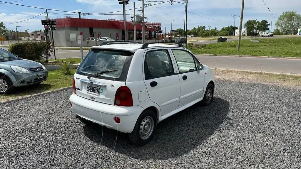 Chery Qq Confort (1083 Cc) 2015 - foto 2