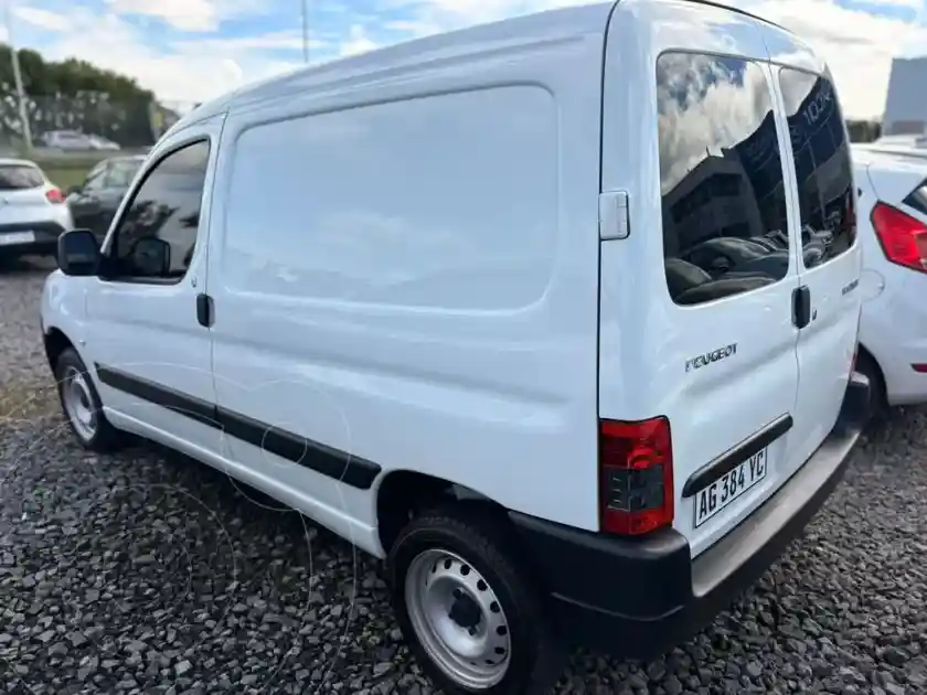 Peugeot Partner Furgón Confort 1.6  2024 - foto 1