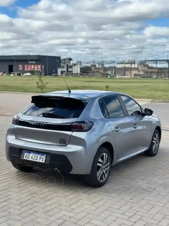 Peugeot 208 Feline 1.6 Tiptronic  2024 - foto 5