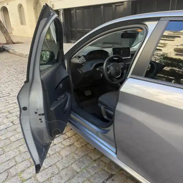 Peugeot 208 Active 1.6 Tiptronic Pack  2024 - foto 5