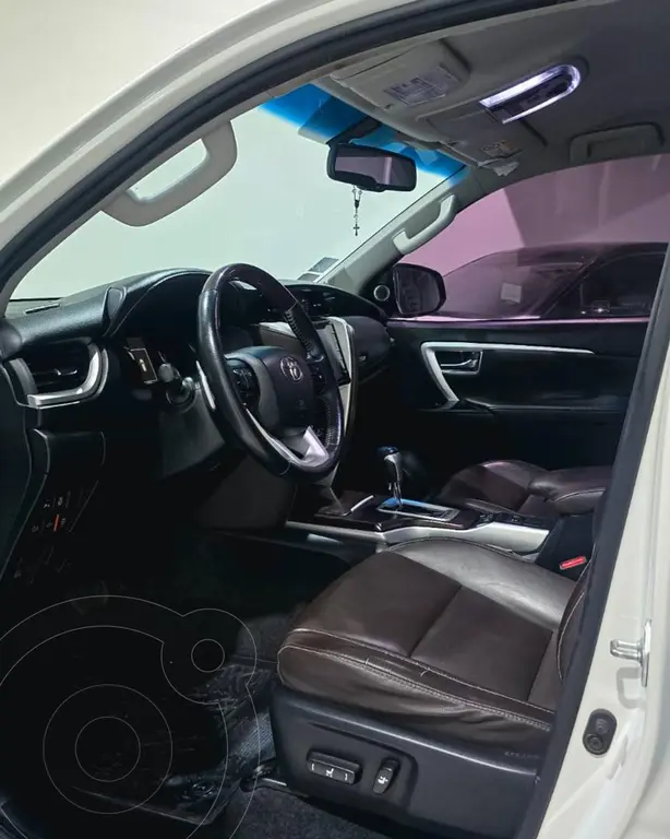 Toyota Sw4 Hilux Sw4 Tdi Srx Aut         L/16 2019 - foto 4