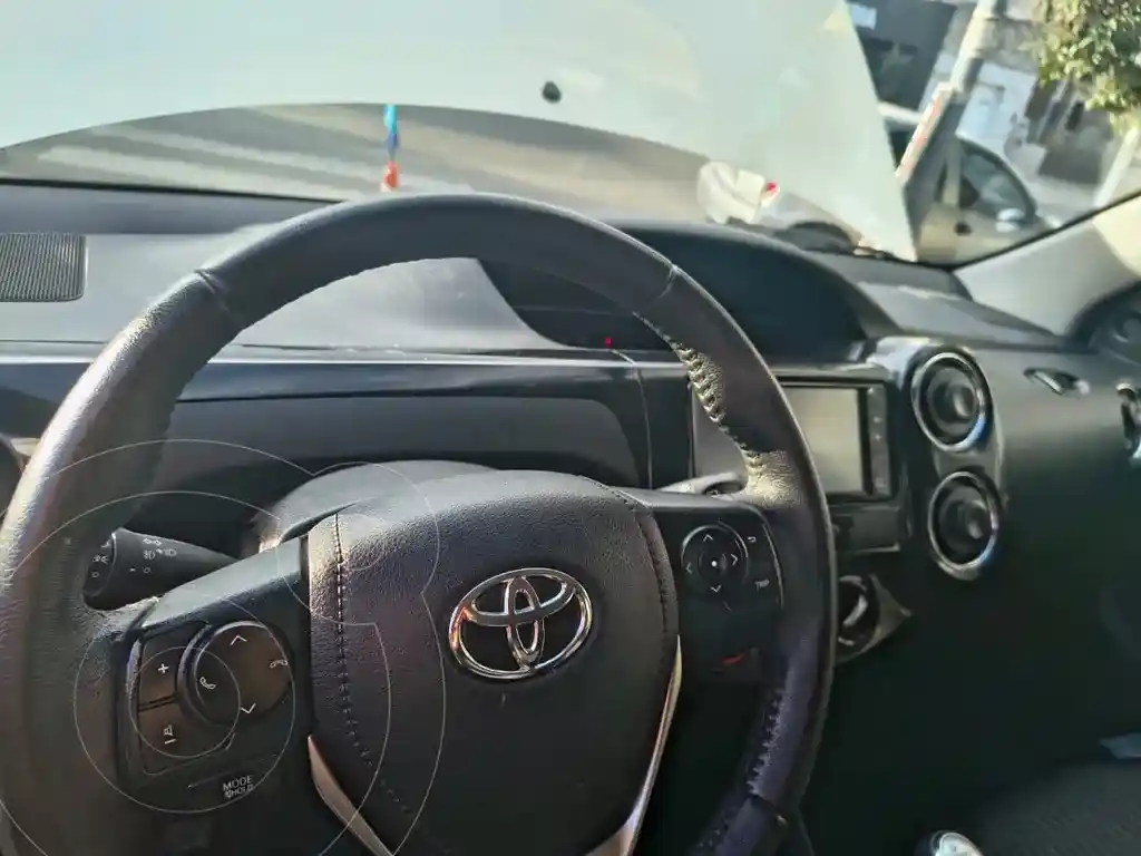 Toyota Etios Hatchback Xls  2018 - foto 5