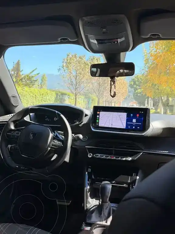 Peugeot 2008 Gt T200  2025 - foto 4