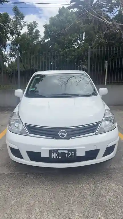 Nissan Tiida Visia  2013 - foto 1