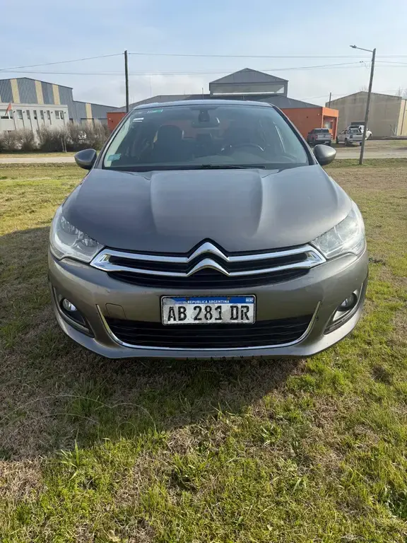 Citroën C4 Lounge 1.6 Hdi Feel Pack (1560 Cc) 2017 - foto 3