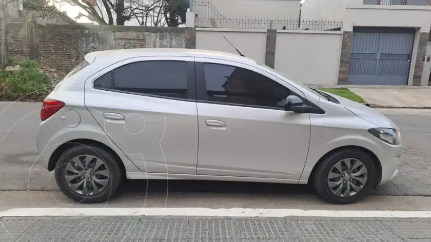 Chevrolet Onix Joy Black  2020 - foto 3