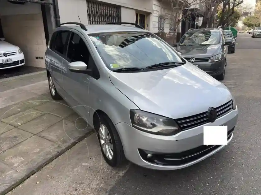 Volkswagen Suran 1.6 Trendline  2011 - foto 1