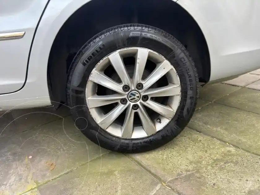 Volkswagen Suran 1.6 Trendline  2011 - foto 3