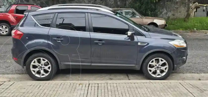 Ford Kuga Titanium Aut  2013 - foto 2