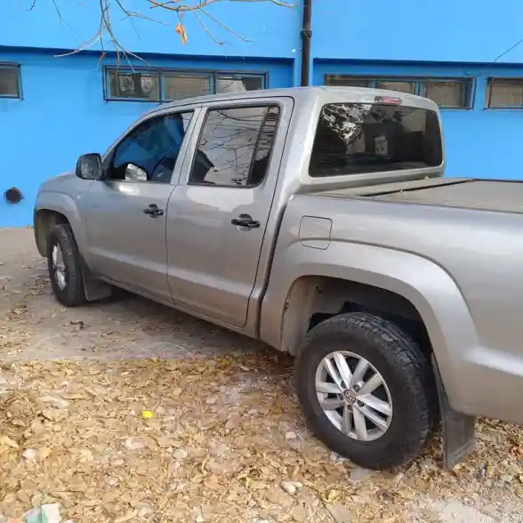 Volkswagen Amarok Dc 4X2 Trendline  2024 - foto 2