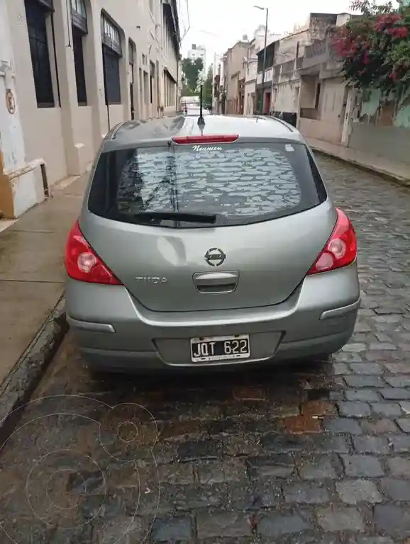Nissan Tiida Visia  2011 - foto 2