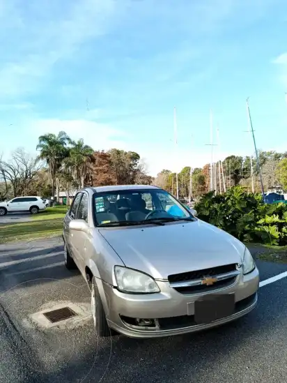 Chevrolet Classic 4P Ls  2013 - foto 1
