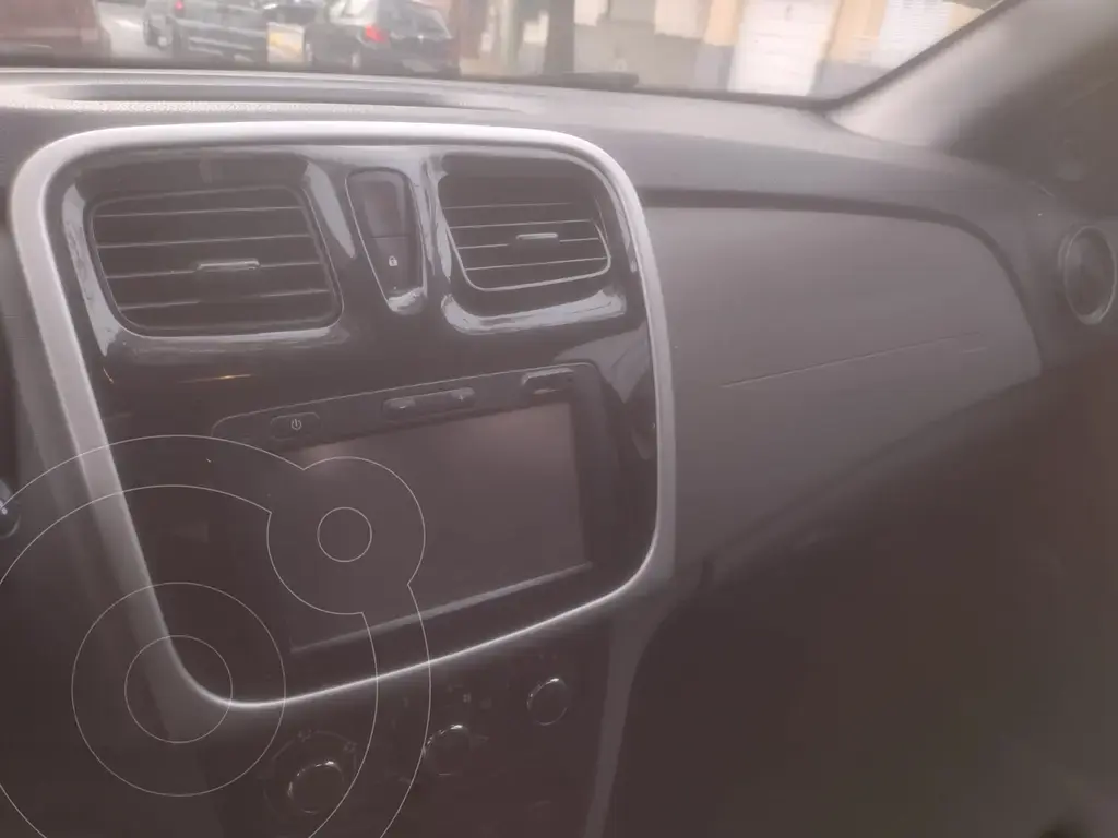 Renault Logan 1.6 Expression  2017 - foto 3