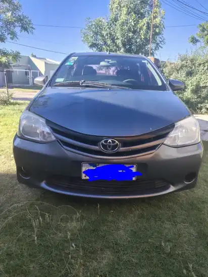 Toyota Etios Sedán Xs  2016 - foto 1