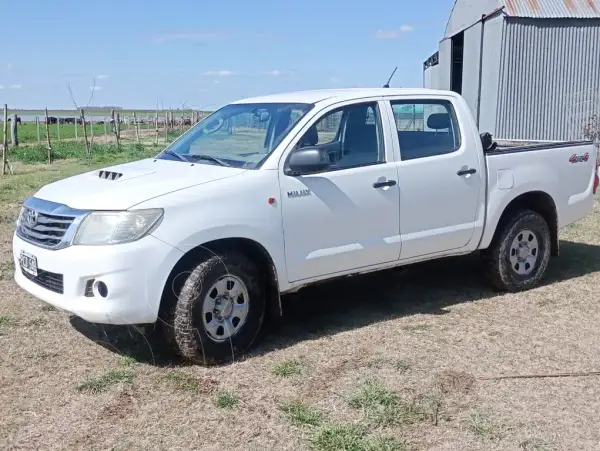 Toyota Hilux 2.5 4X4 Dx Tdi Pack Dc (2494 Cc) 2015 - foto 1