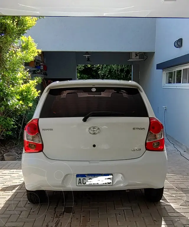 Toyota Etios Hatchback Xs 2016/17 (1496 Cc) 2018 - foto 3