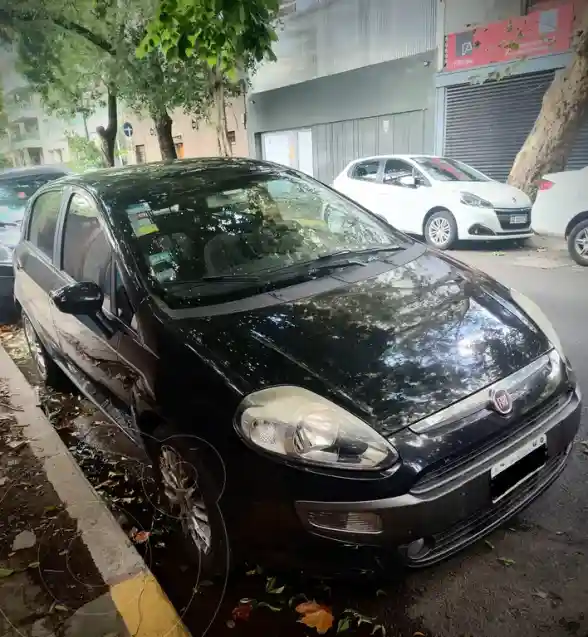 Fiat Punto 5P 1.6 Essence  2013 - foto 4