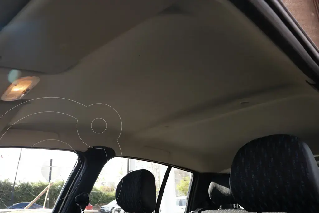 Renault Clio Mío 5P Confort Plus  2014 - foto 2