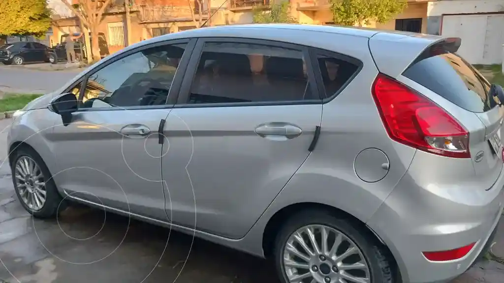 Ford Fiesta Kinetic SE 2015 - foto 1