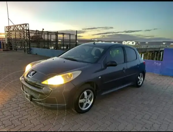 Peugeot 207 2013 - foto 1