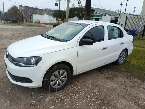 Volkswagen Voyage 1.6 Advance (1599 Cc) 2014 - foto 1