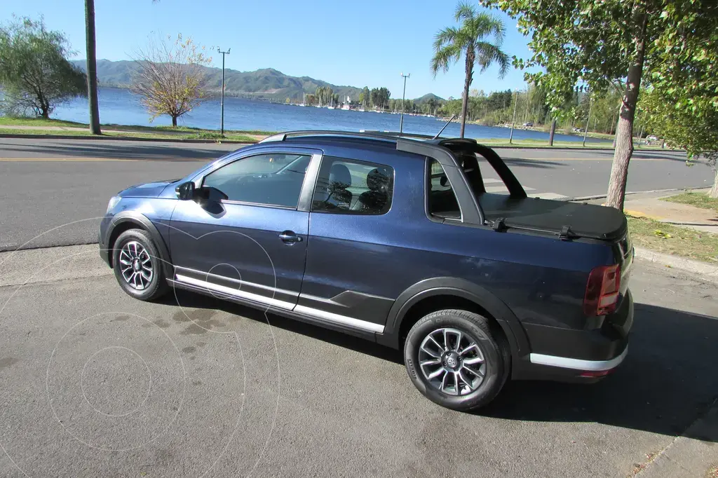 Volkswagen Saveiro 1.6 Cross (1598 Cc) 2018 - foto 2