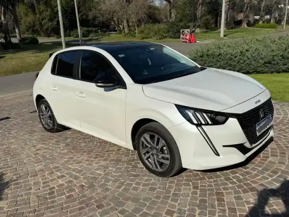 Peugeot 208 Feline 1.6 Tiptronic  2022 - foto 3