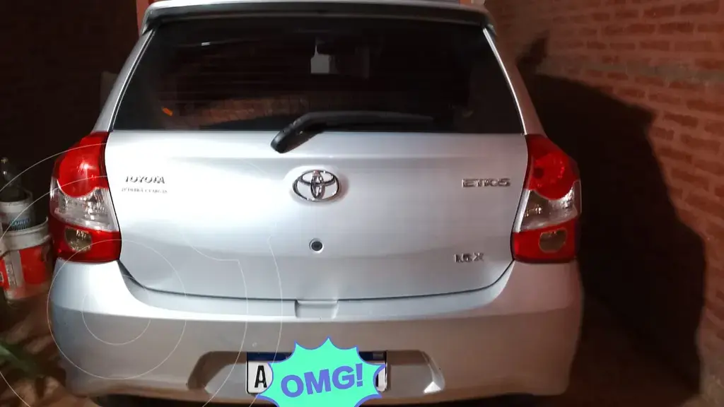 Toyota Etios Sedán X  2019 - foto 3