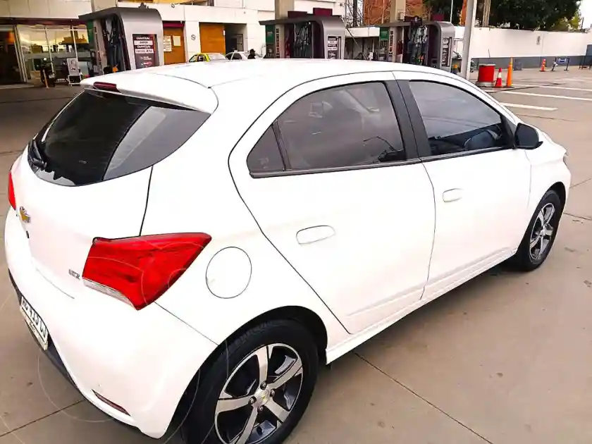 Chevrolet Onix Ltz  2018 - foto 2