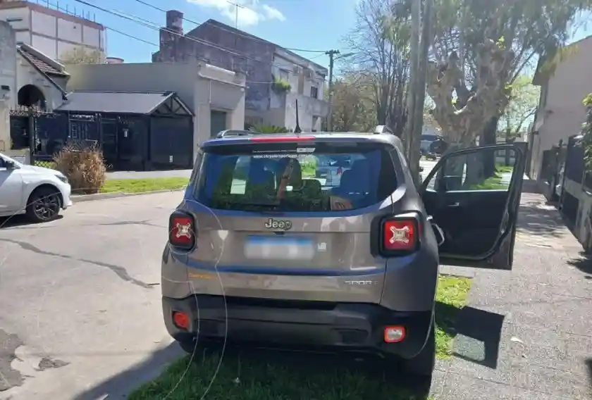 Jeep Renegade Sport Plus  2017 - foto 2