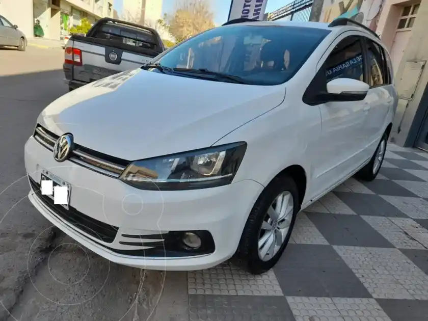 Volkswagen Suran 1.6 Trendline  2014 - foto 1