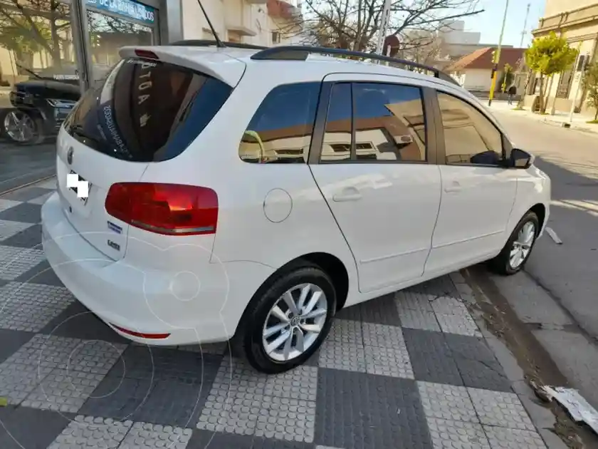 Volkswagen Suran 1.6 Trendline  2014 - foto 4