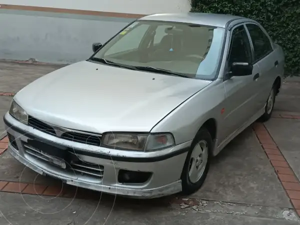Mitsubishi Lancer Glxi 1.6 (1597 Cc) 1997 - foto 1