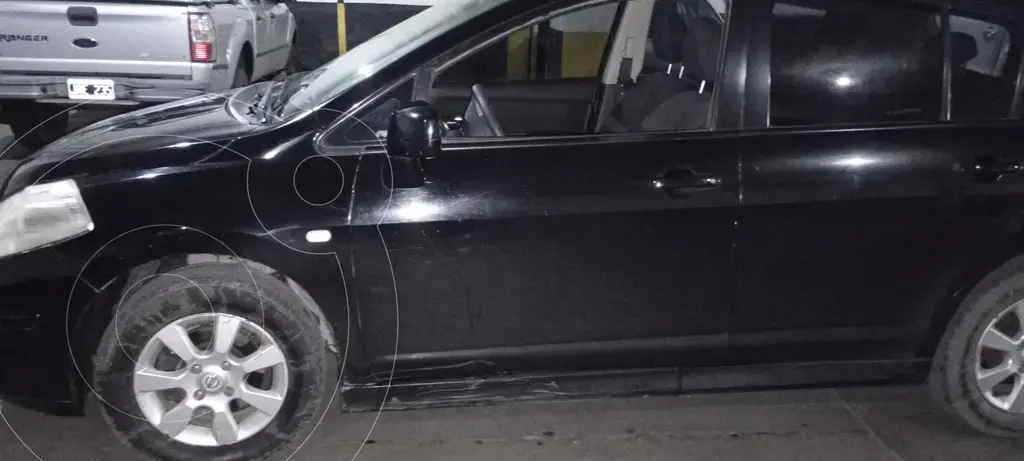 Nissan Tiida Tekna  2011 - foto 1