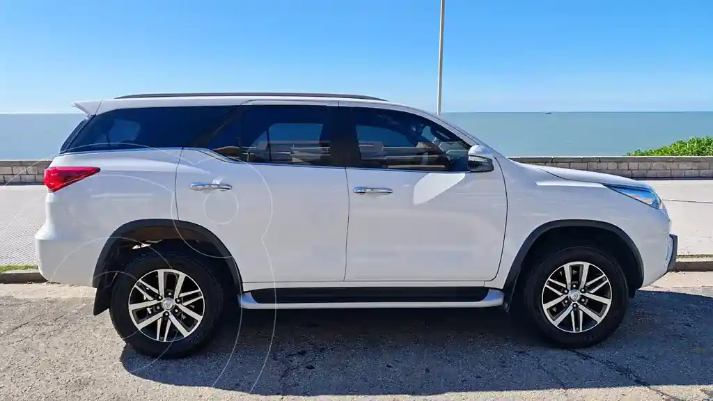 Toyota Sw4 Srx 7 Pas Aut  2017 - foto 3