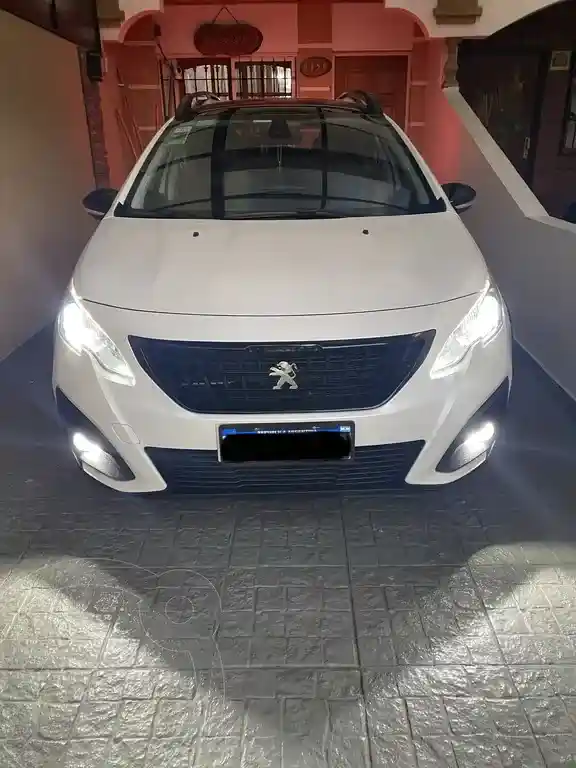 Peugeot 2008 Feline  2021 - foto 1