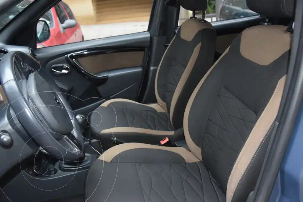 Renault Duster Privilége 2.0 4X4  2017 - foto 2