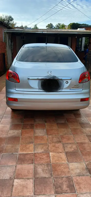 Peugeot 207 Compact Sedán 1.4 Active 4P (1360 Cc) 2014 - foto 2