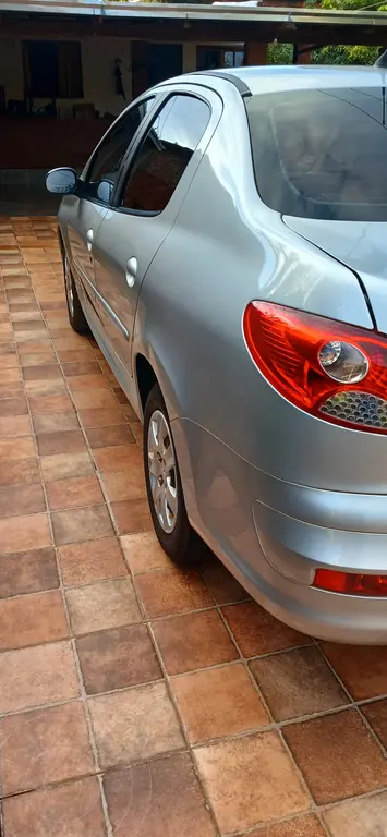 Peugeot 207 Compact Sedán 1.4 Active 4P (1360 Cc) 2014 - foto 3