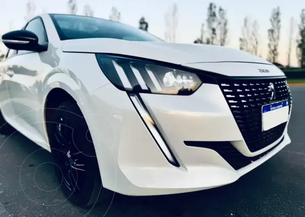Peugeot 208 2022 - foto 1