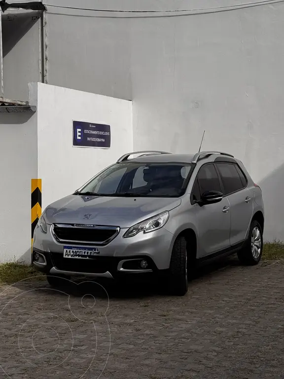 Peugeot 2008 Allure Aut (1587 Cc) 2017 - foto 3