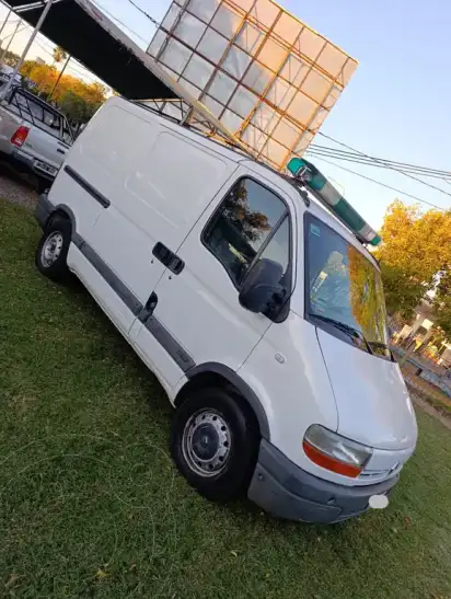 Renault Master Furgón Corto 2.5 Td Confort  2009 - foto 3