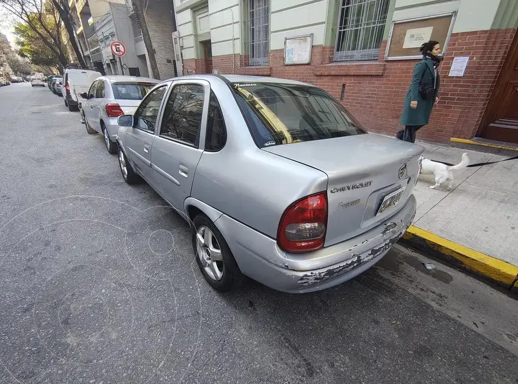 Chevrolet Corsa Classic 4P 1.6 Súper (1597 Cc) 2008 - foto 5
