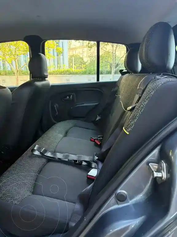 Renault Clio Mío 5P Confort Plus  2014 - foto 5